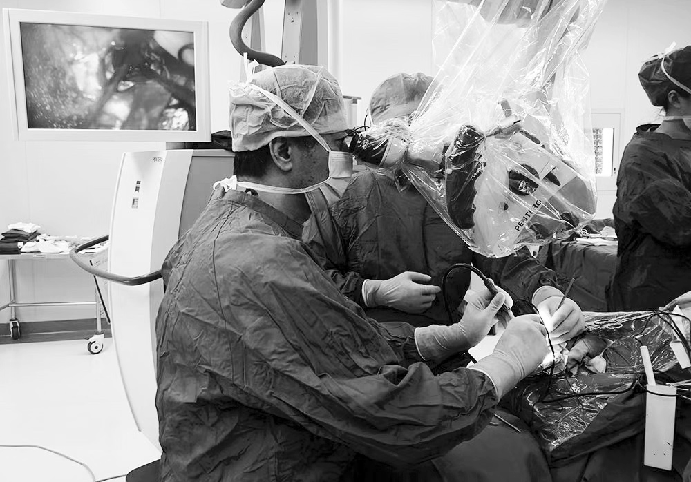 三秦網(wǎng)報(bào)道—高國棟妙手回春 13歲孩子轉(zhuǎn)危為安