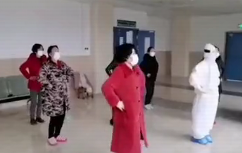 翩翩起舞！護士韓靜鼓勵患者抗擊疫情