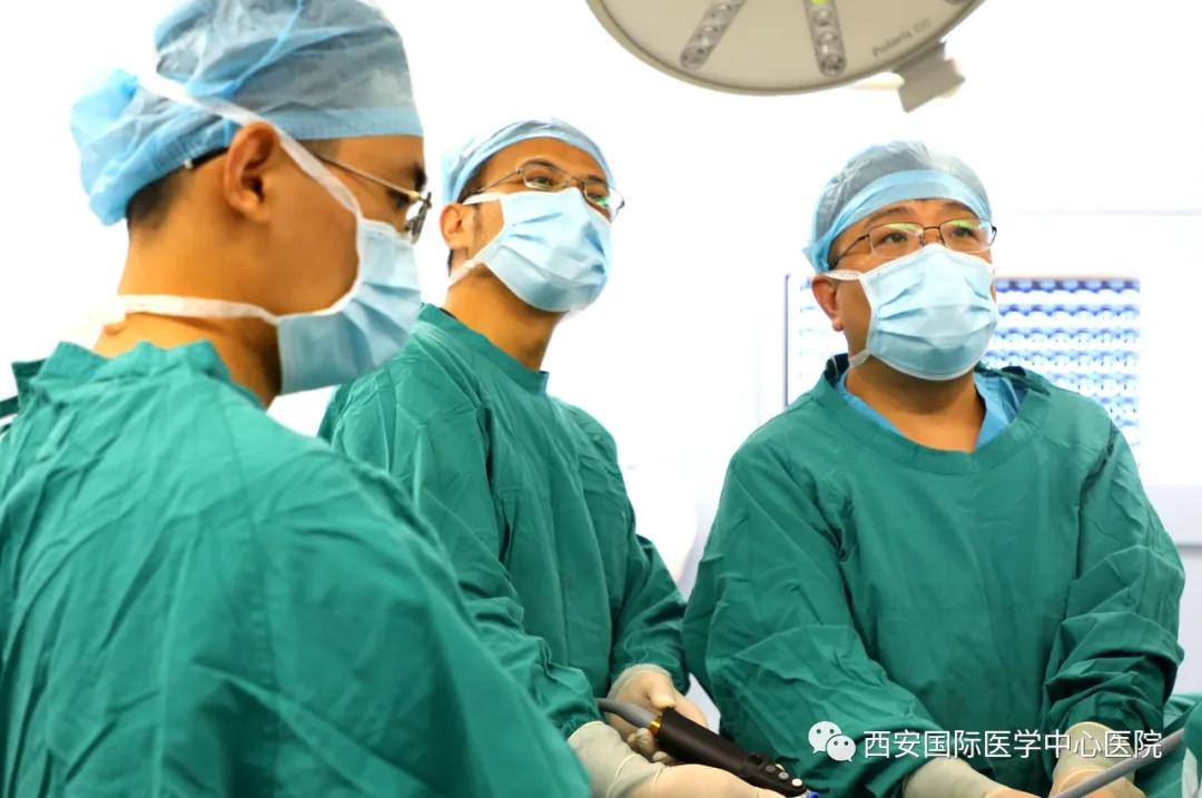 19年了，手上“汗流成河”！兩個(gè)小切口就治好這個(gè)“怪病”