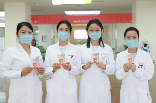 傳遞愛心 拯救生命——我院舉行“服務(wù)十四運，健康我的城”無償獻(xiàn)血活動