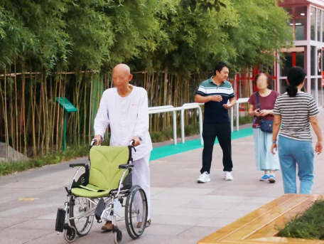 住院期間也能給健康加分？每周一、三、五動(dòng)起來(lái)，為健康打卡！